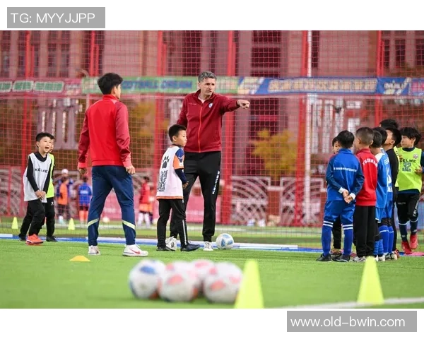 李戈足球:探索中国足球新未来的热血征程与梦想追逐 李戈足球:探索中国足球新未来的热血征程与梦想追逐