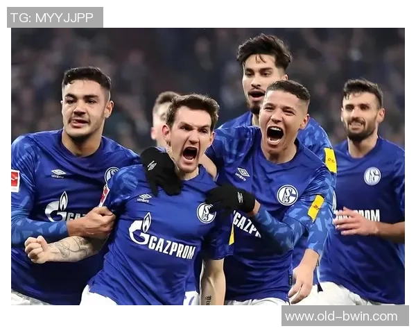 蓝色足球队的崛起与挑战：探索他们的战术与未来发展方向